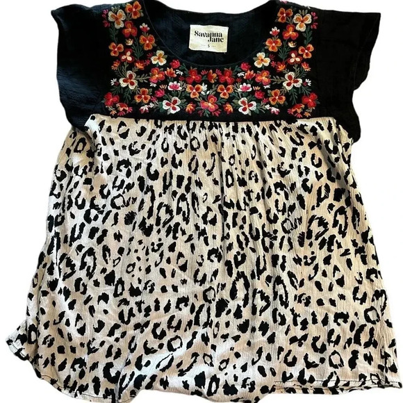 Savanna Jane Floral Embroidered Blouse Size Small Leopard Flowy Short Sleeve - Picture 5 of 9